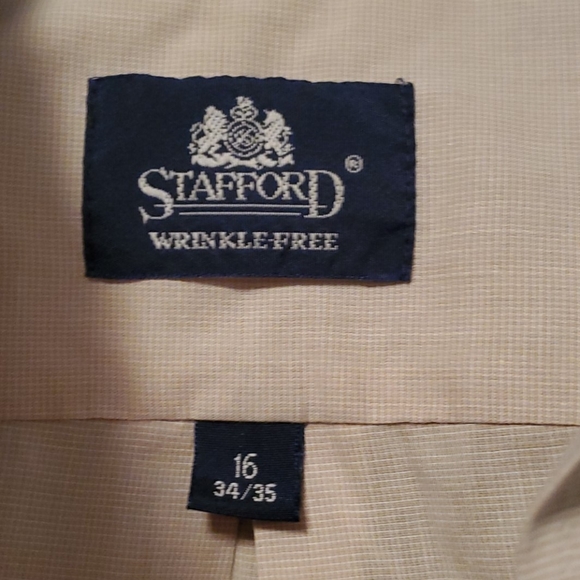 SOLD Stafford Men's Dress shirt - Picture 2 of 3